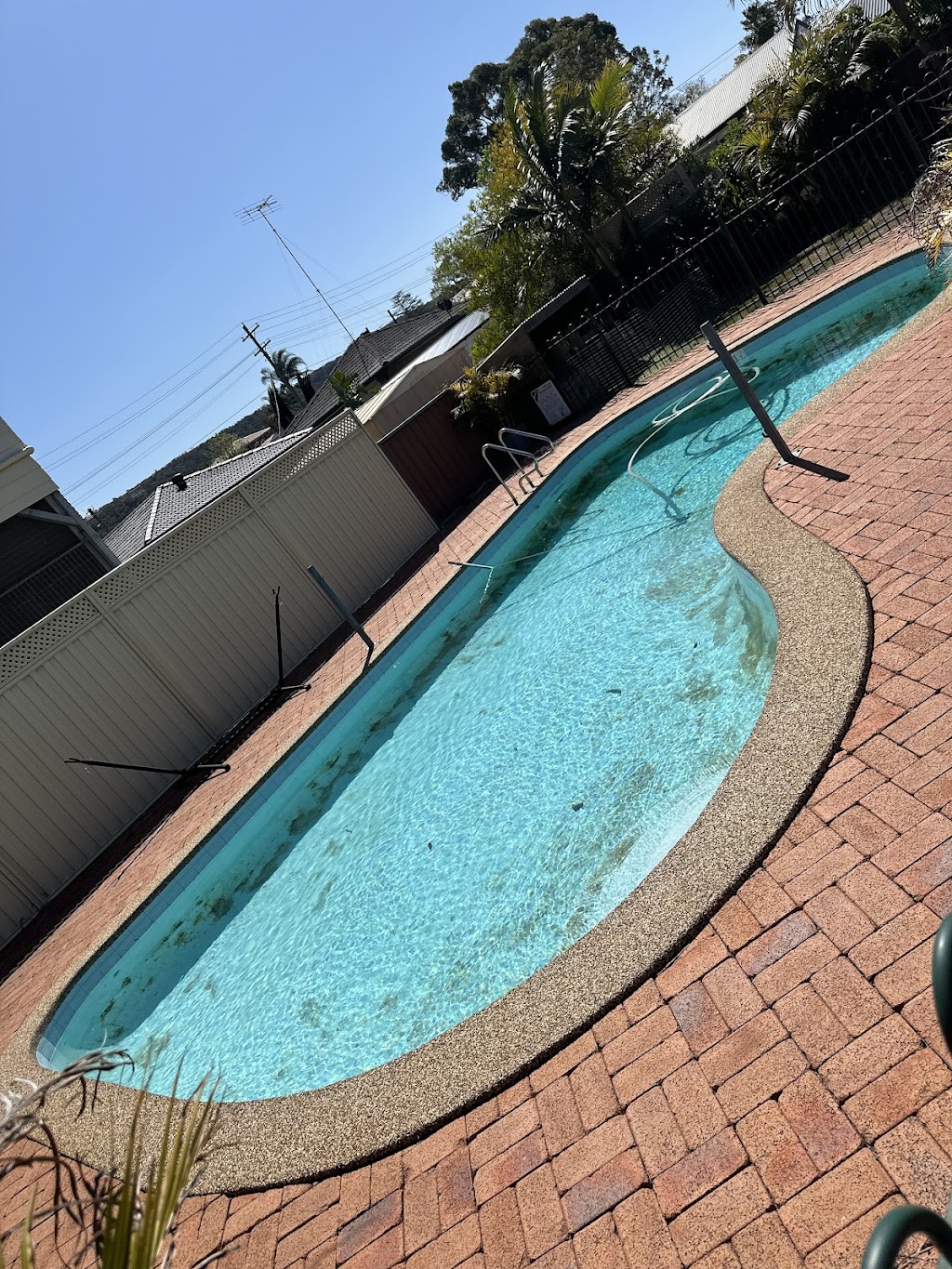 Pool Painters | Unit 24/6 Jubilee Ave, Warriewood NSW 2102, Australia | Phone: (02) 9999 1199