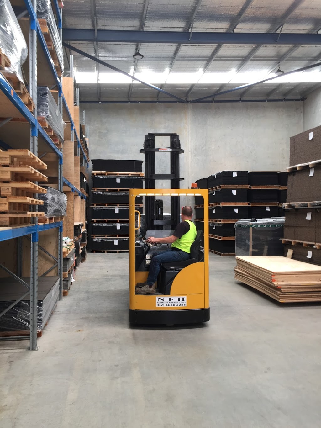 Network Forklift Hire | store | 21 Campbell St, Narellan NSW 2567, Australia | 0246483088 OR +61 2 4648 3088