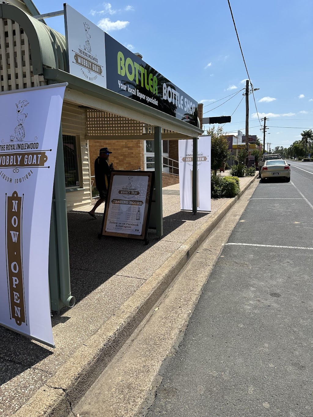 The Royal Inglewood Wobbly Goat LB | 54 Albert St, Inglewood QLD 4387, Australia | Phone: 0476 413 931