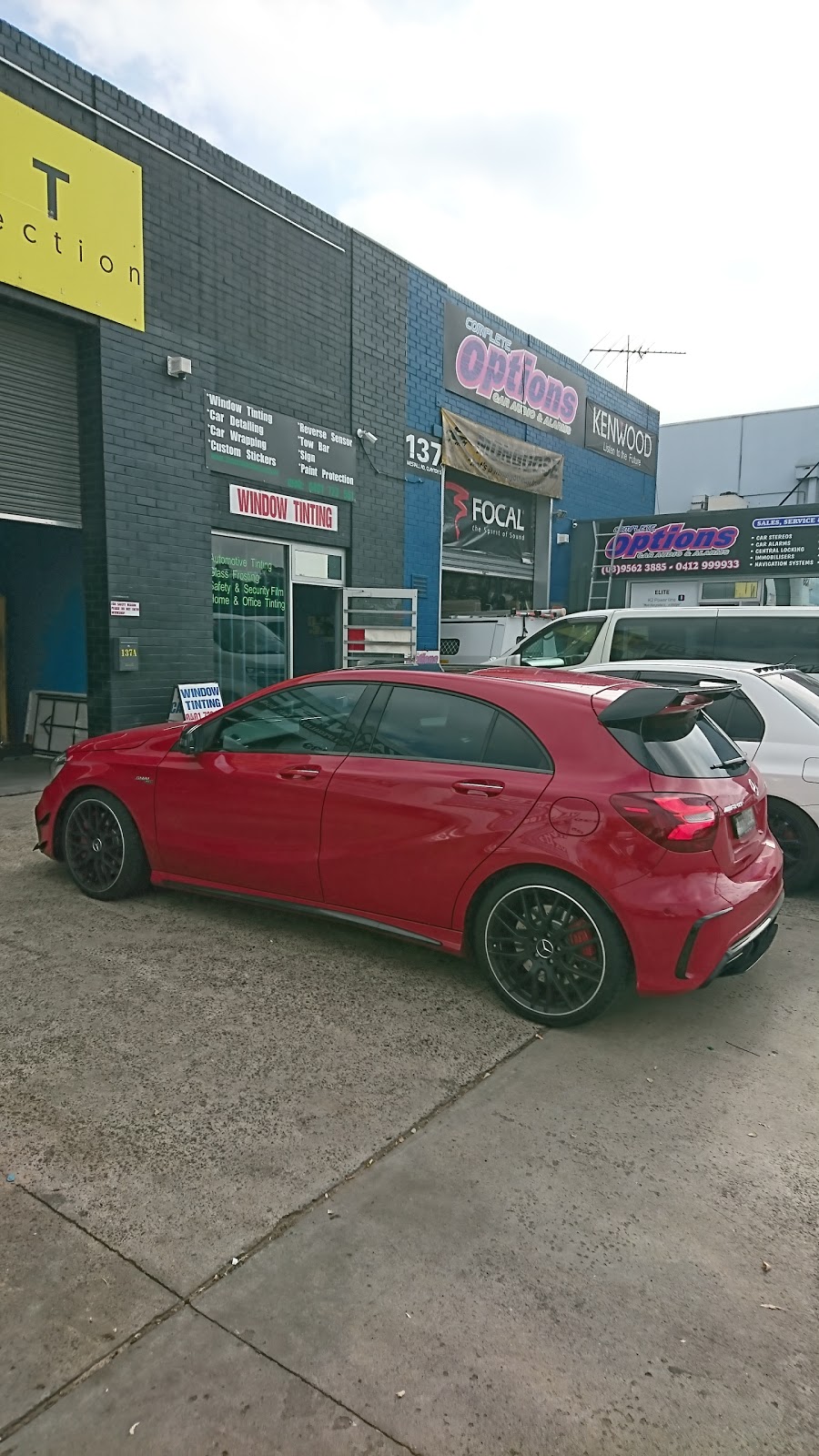 Tint connection | car repair | 137A Westall Rd, Clayton South VIC 3169, Australia | 0401723561 OR +61 401 723 561