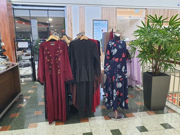 Ausmese Collection - Modest Islamic Clothing & Gift Online Store | clothing store | 10 Moomba Parade, Dandenong VIC 3175, Australia | 0389009004 OR +61 3 8900 9004