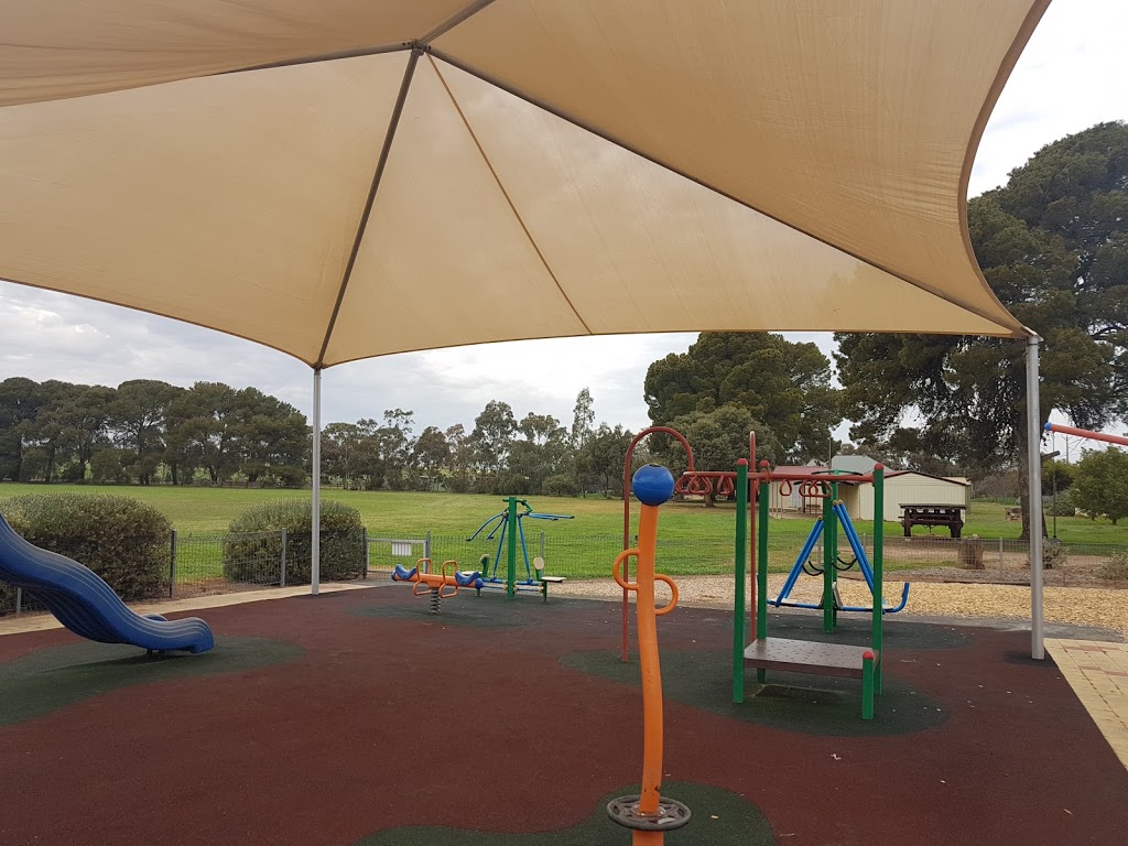 Stockport Oval and Tennis Courts | gym | Watts Terrace, Stockport SA 5410, Australia