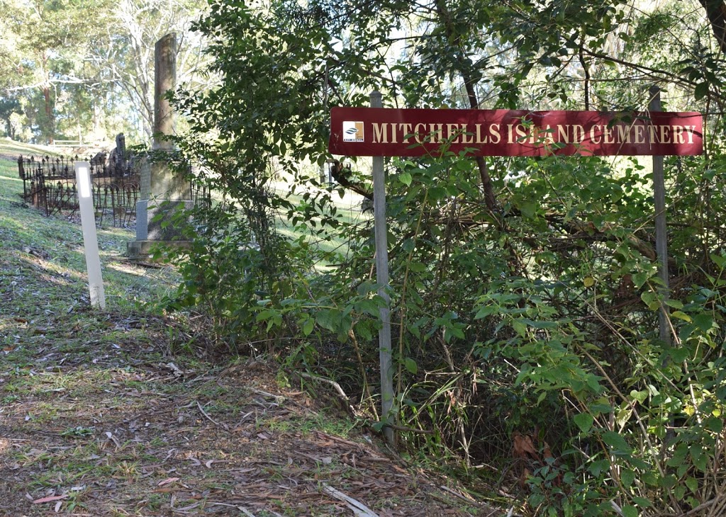 Mitchells Island Cemetery | cemetery | 36 Leslies Ln, Mitchells Island NSW 2430, Australia | 0265925399 OR +61 2 6592 5399