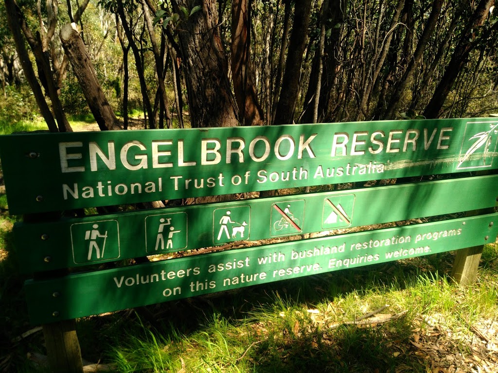 Engelbrook Reserve | park | 24 Oak Ave, Bridgewater SA 5155, Australia | 0882029200 OR +61 8 8202 9200
