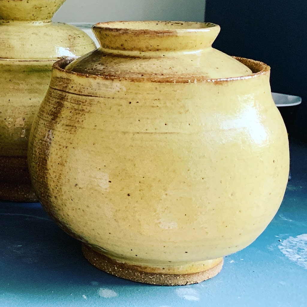 Clarissa Leatham Ceramics | 5 Ogilvies Rd, Mansfield VIC 3722, Australia | Phone: 0419 358 665