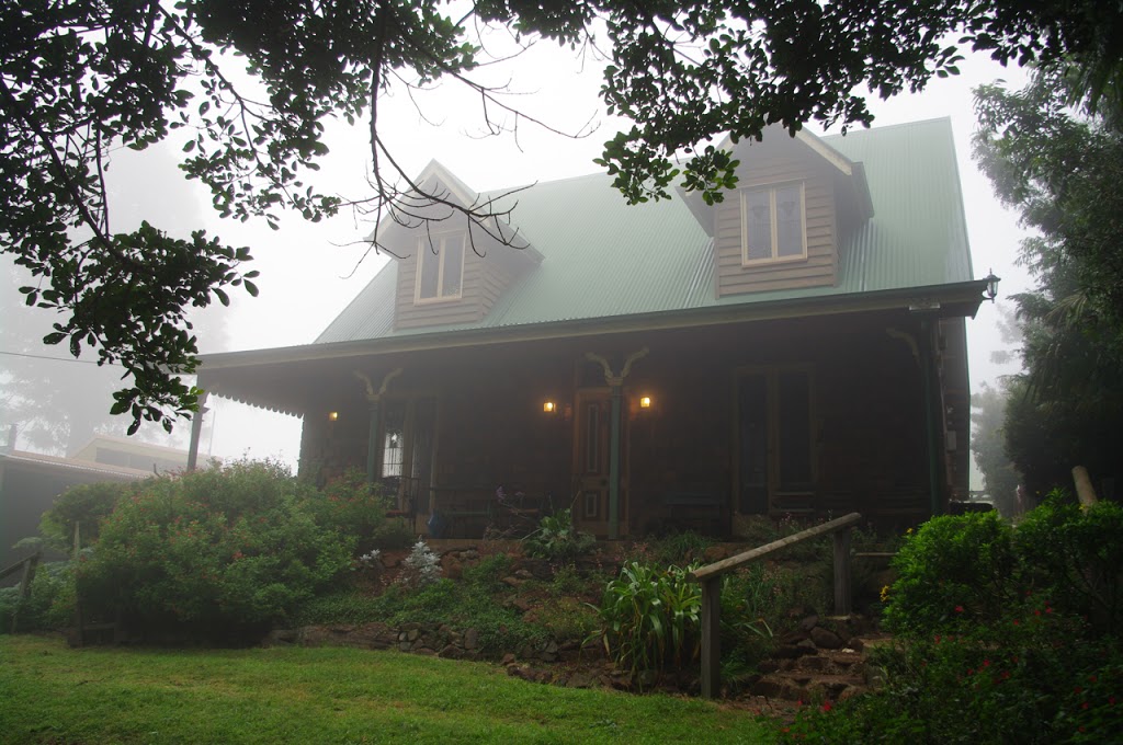 Colonial Cottage Accommodation | 16 Bunya Ave, Bunya Mountains QLD 4405, Australia | Phone: (07) 4668 3126