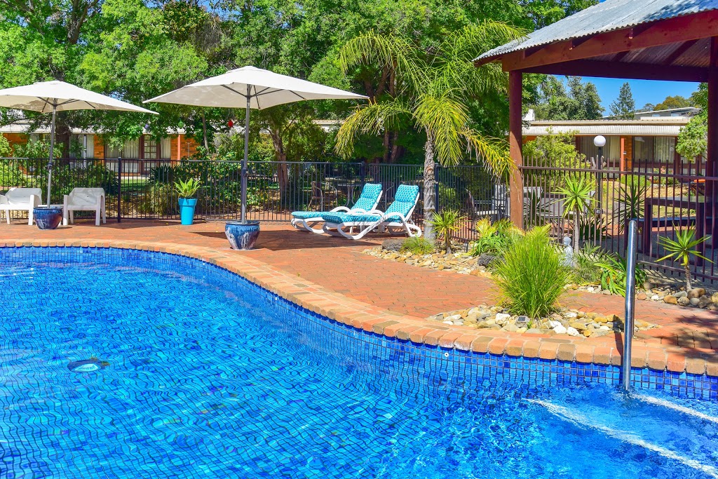 River Country Inn | lodging | 79-81 Meninya St, Moama NSW 2731, Australia | 0354825511 OR +61 3 5482 5511