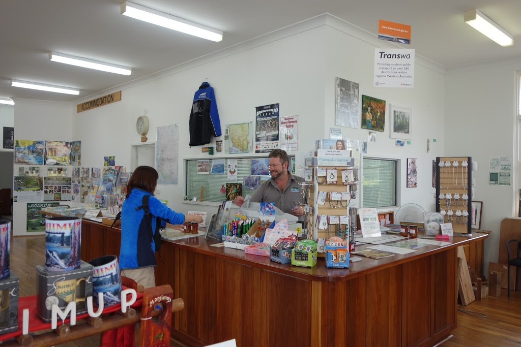 Manjimup Visitor Centre | travel agency | 151 Giblett St, Manjimup WA 6258, Australia | 0897711831 OR +61 8 9771 1831