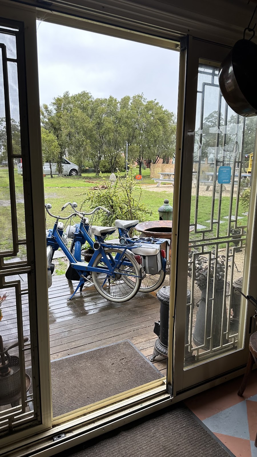 Pardon my French Antiques | 196 Wilderness Rd, Lovedale NSW 2325, Australia | Phone: 0461 314 735