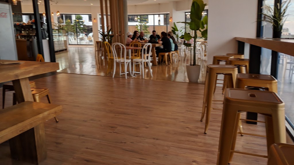 Ramae’s Cafe Lounge | restaurant | 50 Quay Blvd, Werribee South VIC 3030, Australia | 0385383471 OR +61 3 8538 3471