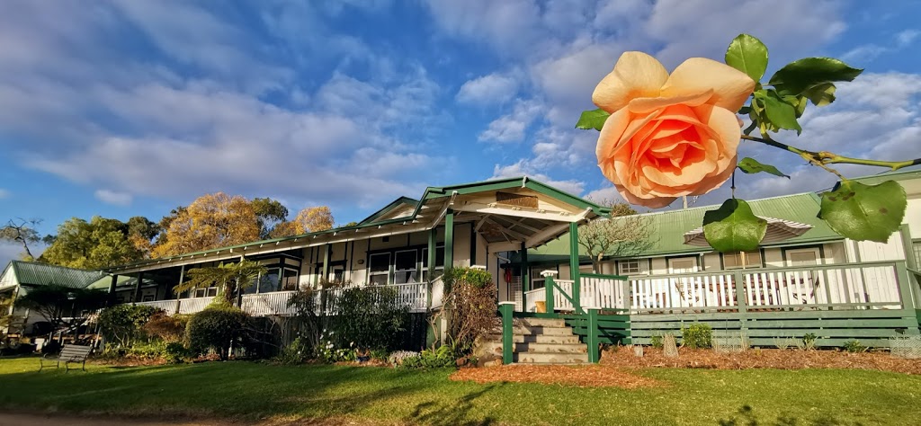 Karbeethong Lodge | 16 Schnapper Point Dr, Mallacoota VIC 3892, Australia | Phone: (03) 5158 0411