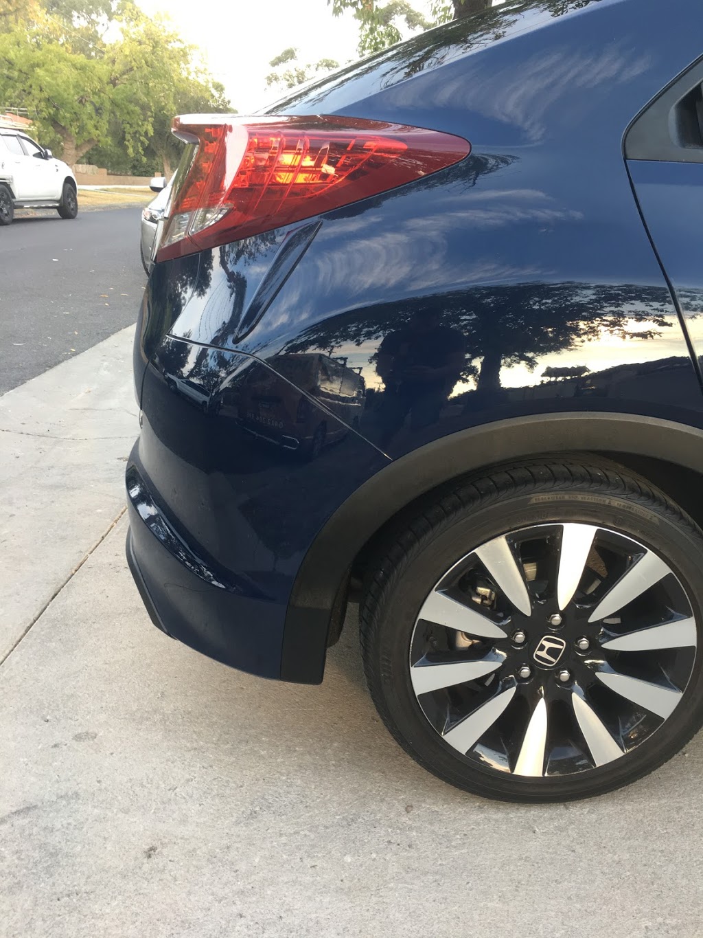 Spot on Scratch and Dents | 3 Wheatsheaf Rd, Glenroy VIC 3046, Australia | Phone: 0417 629 520