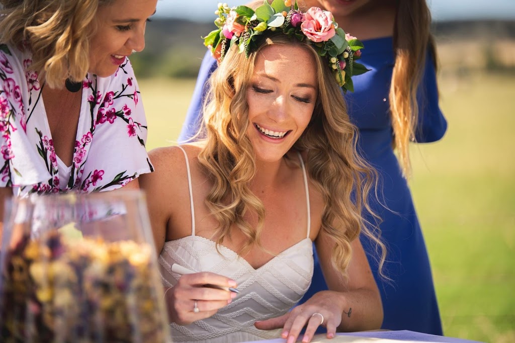 Weddings By Sunnie | Captain Sturt Parade, Hindmarsh Island SA 5214, Australia | Phone: 0434 051 277