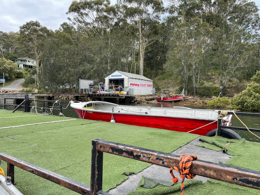 Batemans Bay Houseboat Hire |  | 21 Wray St, North Batemans Bay NSW 2536, Australia | 0244725649 OR +61 2 4472 5649