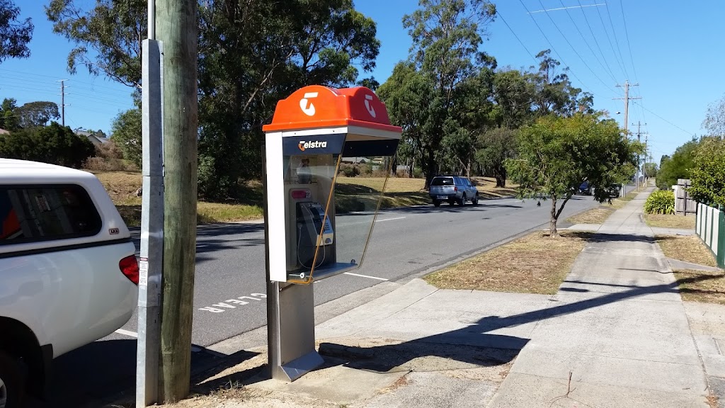Telstra Payphone | 33 Nar Nar Goon - Longwarry Rd, Garfield VIC 3814, Australia | Phone: 1800 011 433