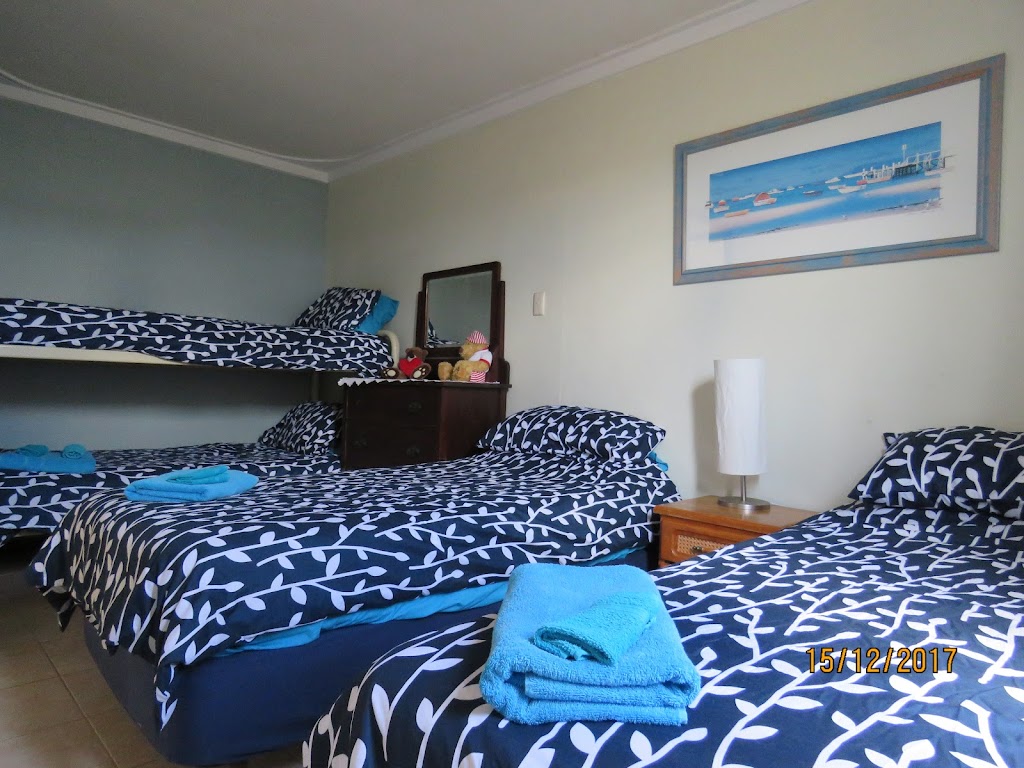 Mandurah Beach House | lodging | 47 Halls Head Parade, Halls Head WA 6210, Australia | 0411812100 OR +61 411 812 100
