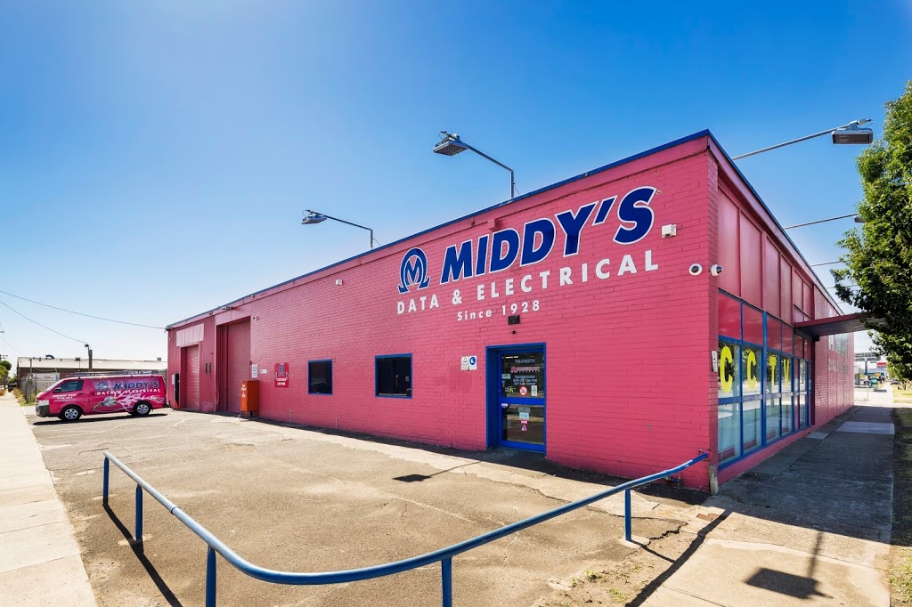 Middys Airport West | 2-6 Fraser St, Airport West VIC 3042, Australia | Phone: (03) 9338 3611