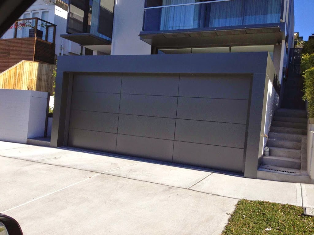 Delta Garage Doors | 13 Tarlington Pl, Smithfield NSW 2164, Australia | Phone: (02) 9729 2411