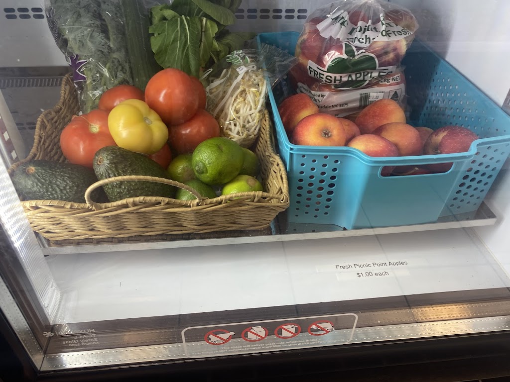 Warung Kita | 3/50 Metung Rd, Metung VIC 3904, Australia | Phone: 0481 600 523