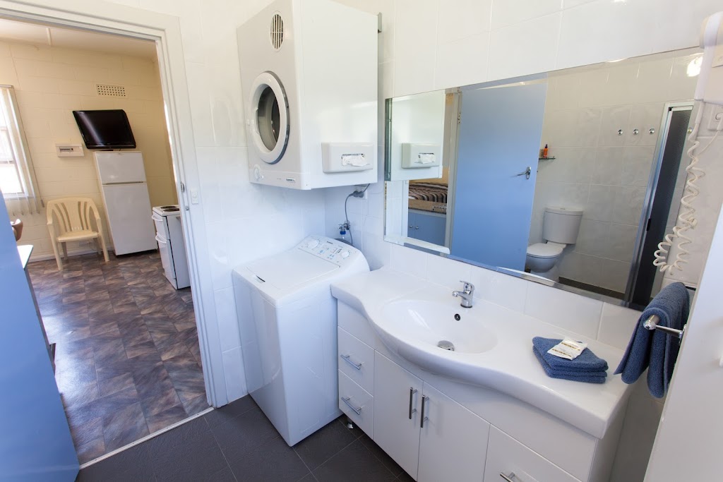 Modras Apartments Tumby Bay | lodging | 2 Yaringa Ave, Tumby Bay SA 5605, Australia | 0886882087 OR +61 8 8688 2087
