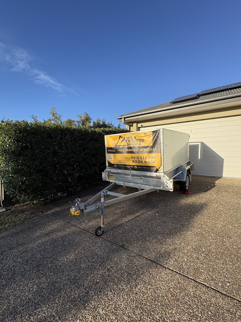 Apex Trailer Skips | 2 Queen St, Redcliffe QLD 4020, Australia | Phone: 0413 533 302