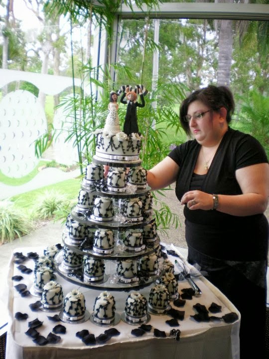 Cakes By Exclusive Designs | 1 Sunflower Cres, Calamvale QLD 4116, Australia | Phone: 0412 700 735