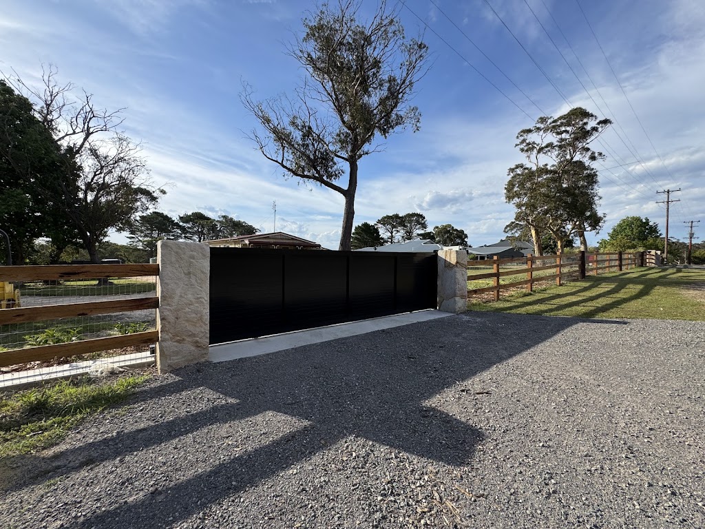 Yellamo Estate | 572-574 Darkes Forest Rd, Darkes Forest NSW 2508, Australia | Phone: 0436 318 645