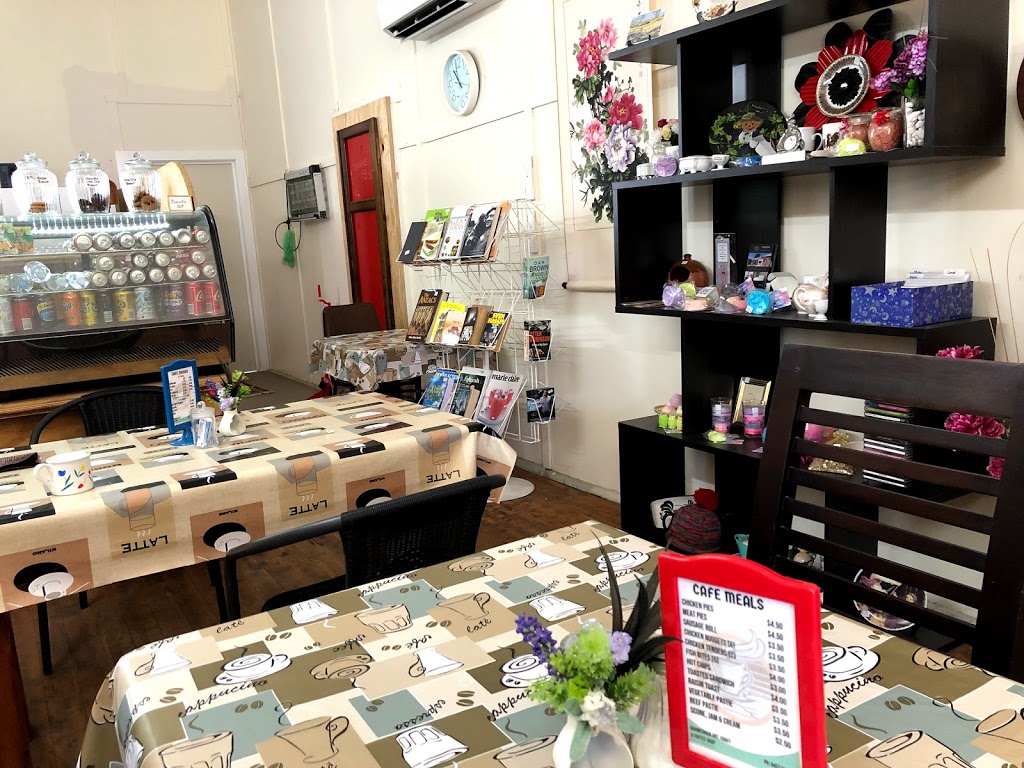 Arts And Crafts Coffee And Cakes | cafe | 72 Queen St, Barmedman NSW 2668, Australia