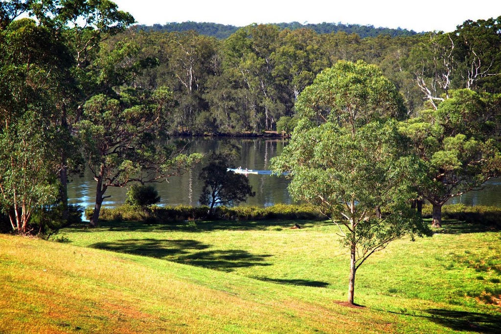 Carries Cottage | lodging | 74 Thule Rd, Nelligen NSW 2536, Australia | 0244781063 OR +61 2 4478 1063
