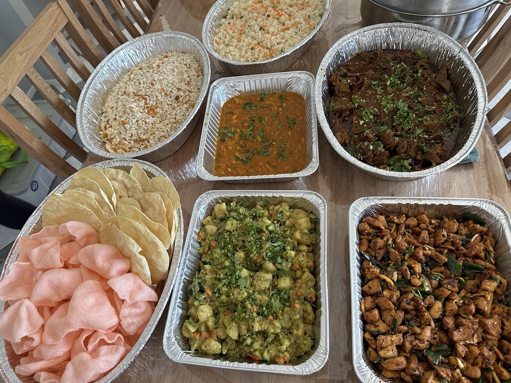 Taste of Nepal-Momos & More | 203 Eagleview Rd, Minto NSW 2566, Australia | Phone: 0406 974 889