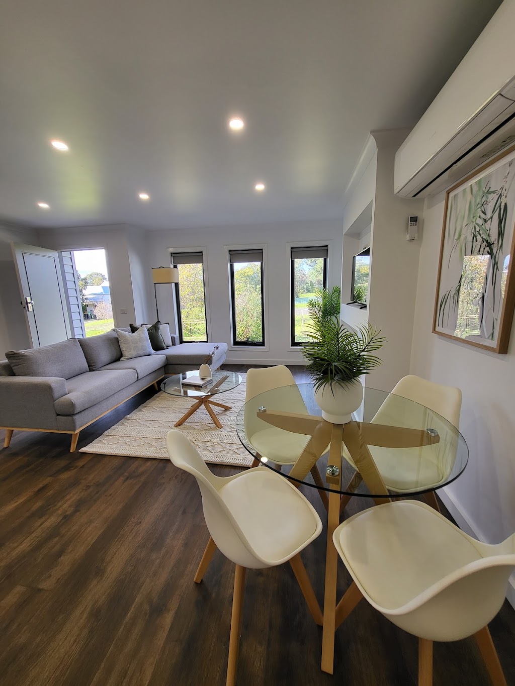 Bloom Property Styling | 52 Coolstore Rd, Harcourt VIC 3453, Australia | Phone: 0410 816 509