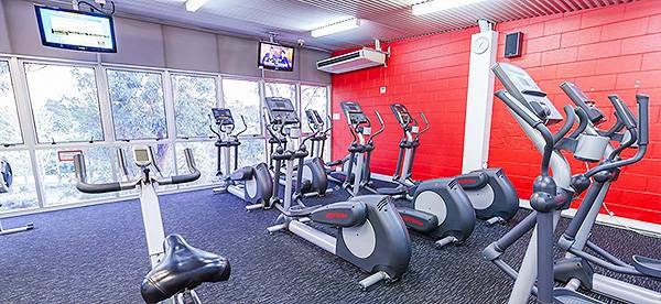 YMCA Fitness Jamboree Heights | gym | 76 Andaman St, Jamboree Heights QLD 4074, Australia | 0733764266 OR +61 7 3376 4266