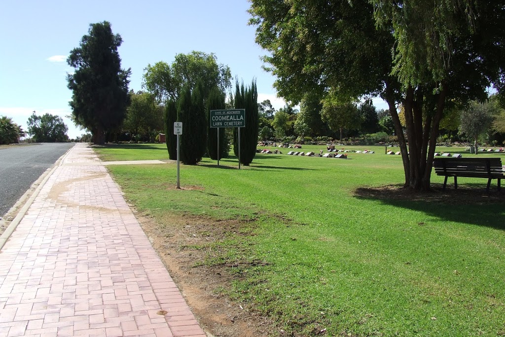 Coomealla Memorial Gardens | cemetery | Coomealla NSW 2717, Australia | 0350275027 OR +61 3 5027 5027
