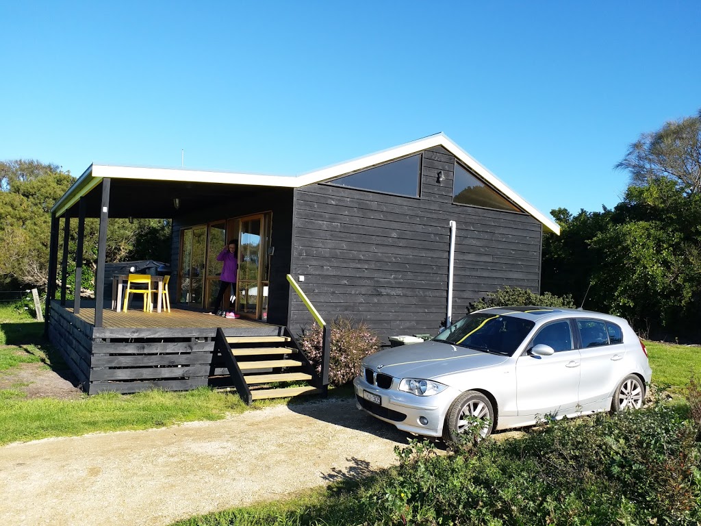 Black Cockatoo Cottages | 60 Foley Rd, Yanakie VIC 3960, Australia | Phone: (03) 5687 1306