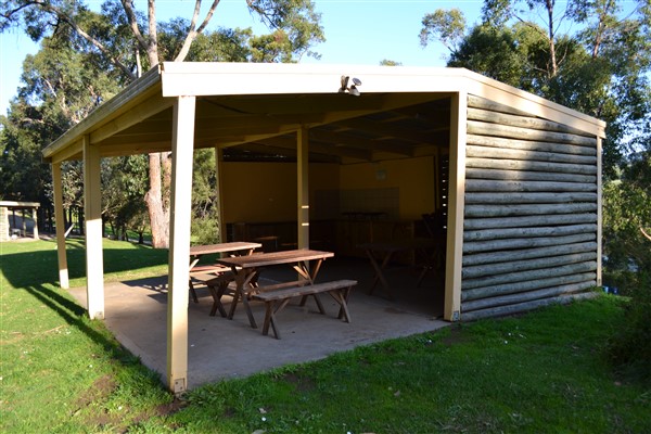 Iluka Retreat | campground | 20 Shoreham Rd, Shoreham VIC 3916, Australia | 0359898505 OR +61 3 5989 8505