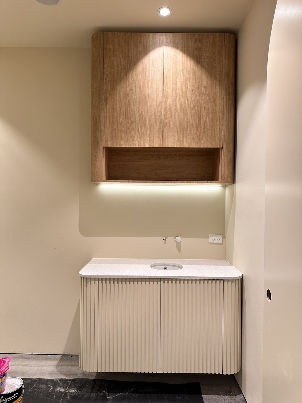 Young Group & Joinery | 1A/1 Bellfrog St, Greenacre NSW 2190, Australia | Phone: 0421 766 643