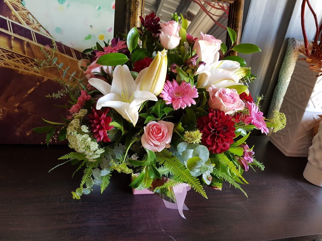 Marcoola Florist SUNSHINE COAST | 972-974 David Low Way, Marcoola QLD 4564, Australia | Phone: (07) 5479 2352