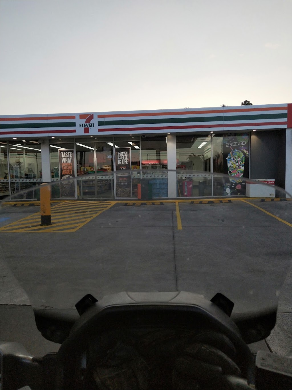 7-Eleven Towradgi | gas station | 162-166 Pioneer Rd, Towradgi NSW 2518, Australia | 0242848731 OR +61 2 4284 8731