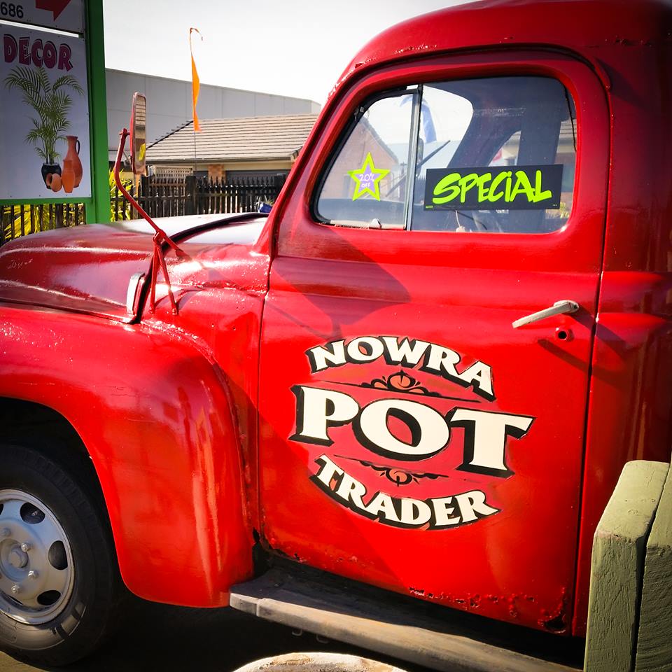 Nowra Pot Trader | store | 186 Princes Hwy, Nowra NSW 2541, Australia | 0244228181 OR +61 2 4422 8181