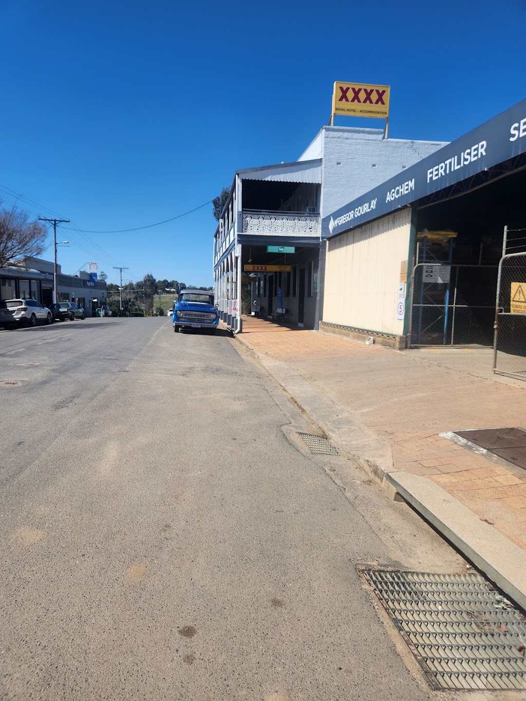 Royal Hotel Warialda | 51 Hope St, Warialda NSW 2402, Australia | Phone: (02) 6729 1444