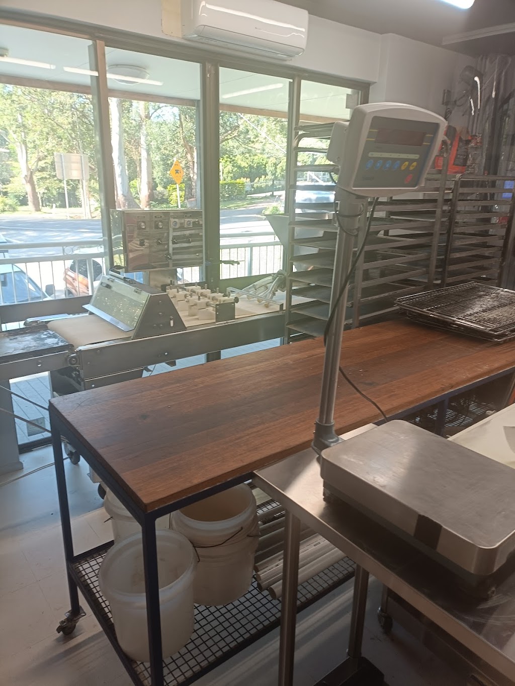 Tambo Pies | 23, Shop 1/39 School Rd, Tamborine Mountain QLD 4272, Australia | Phone: 0478 342 700