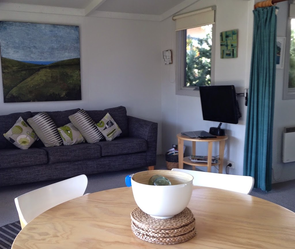 Apollo Bay Beach Bungalow 350 Pascoe St Apollo Bay Vic 3233 Australia 4750