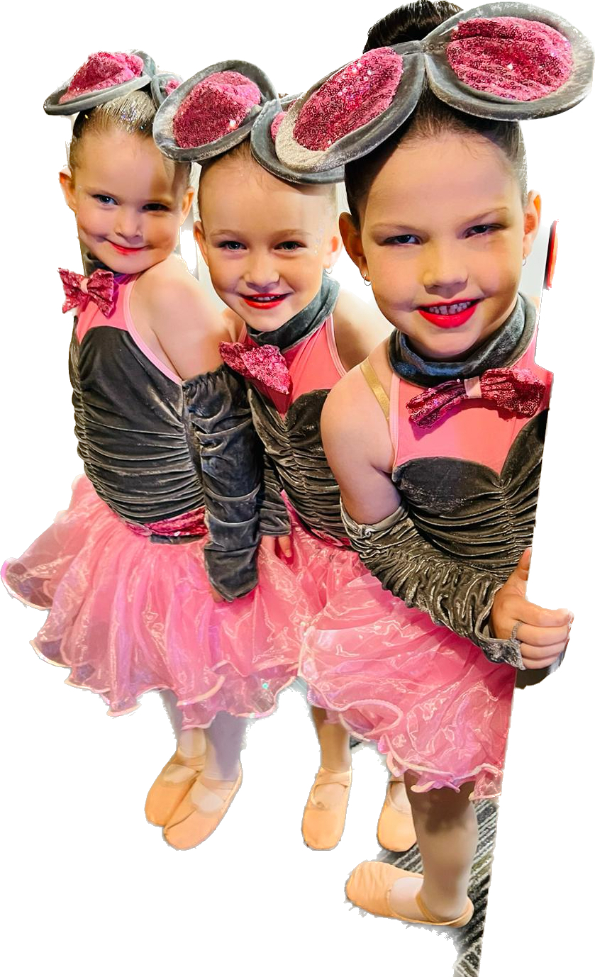 Dynamic Moves Dance Studio | Unit 10/20 Marshall St, Dapto NSW 2530, Australia | Phone: 0409 301 517