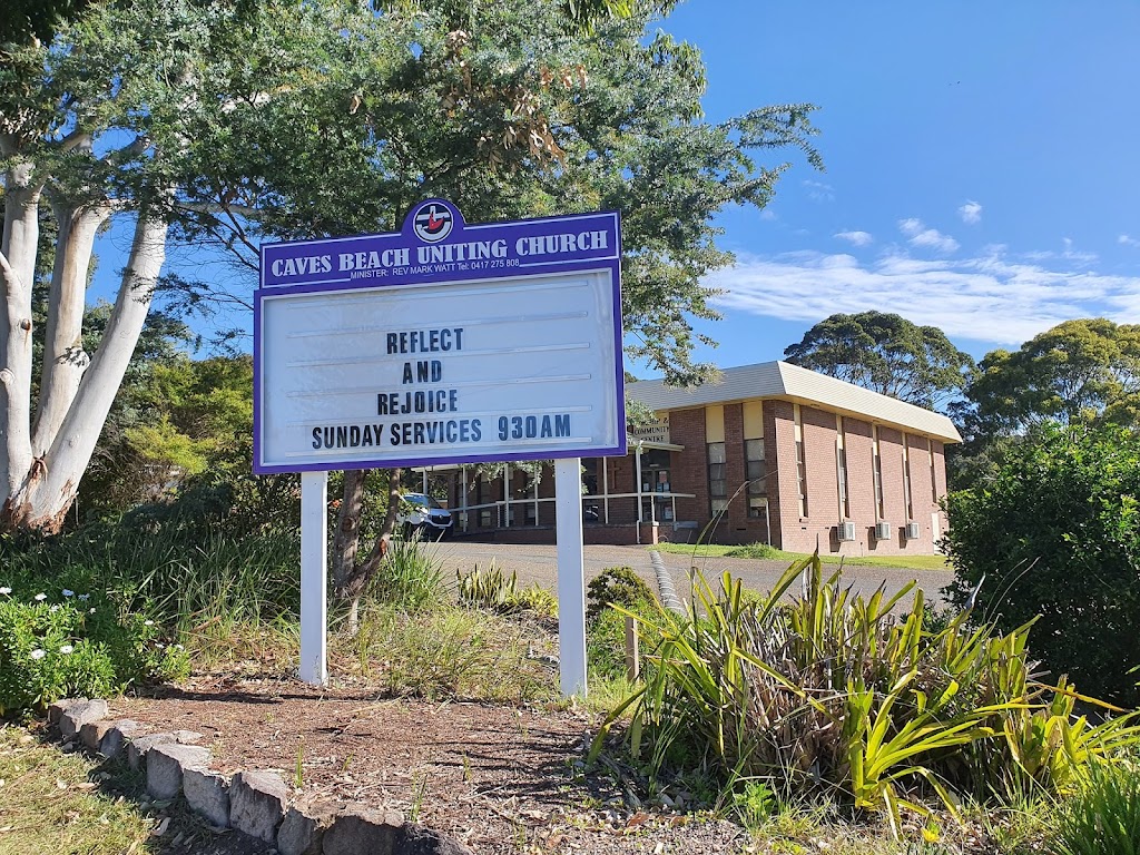 Caves Beach Uniting Church | 52 Park Ave, Caves Beach NSW 2281, Australia | Phone: 0411 606 818