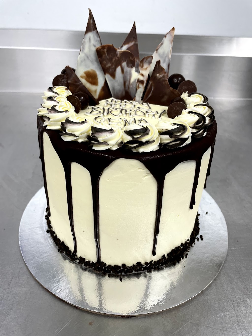Choose A Cake | bakery | 9/10 Warton Rd, Huntingdale WA 6110, Australia | 0861616577 OR +61 8 6161 6577