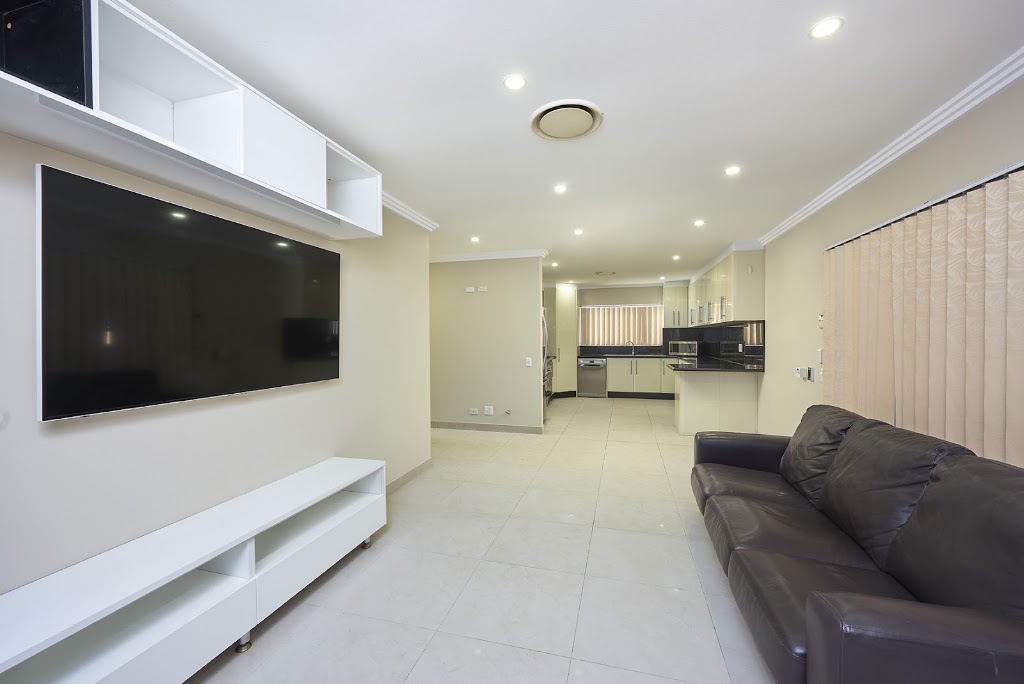 Helping Hands Residential Assisted Living | 54 Frederick St, Blacktown NSW 2148, Australia | Phone: (02) 8609 5878