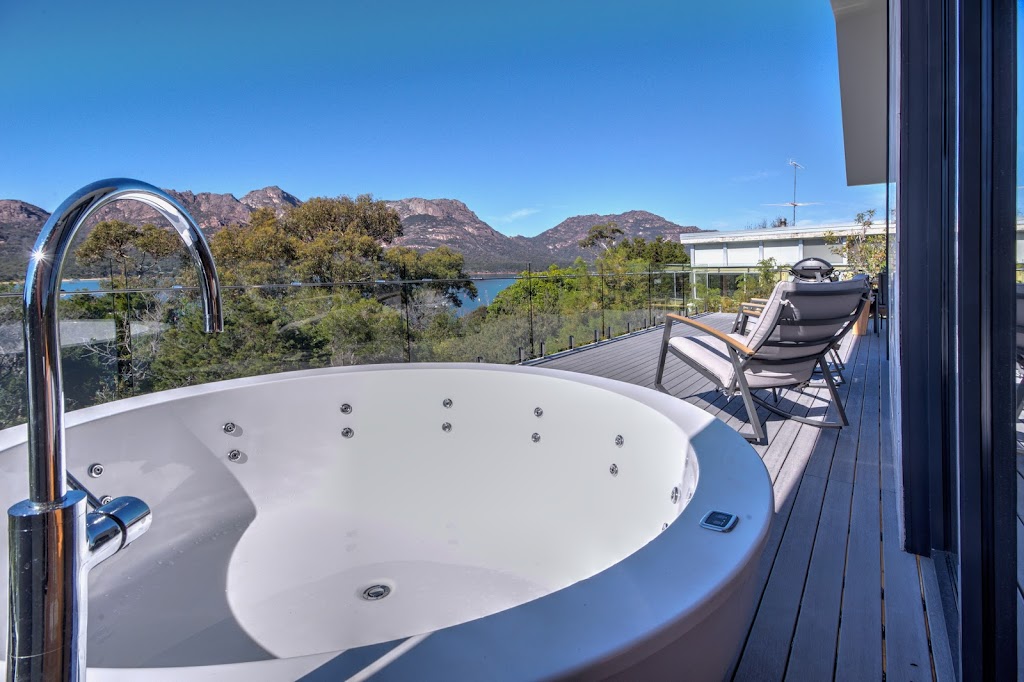 Freycinet Holiday Houses | lodging | 38 Hazards View Dr, Coles Bay TAS 7215, Australia | 0362570119 OR +61 3 6257 0119