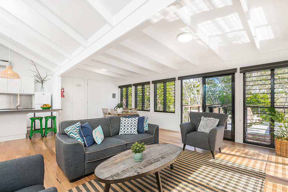 Tallow Beach Houses Byron Bay | 2 Alcorn St, Suffolk Park NSW 2481, Australia | Phone: (02) 6685 4533