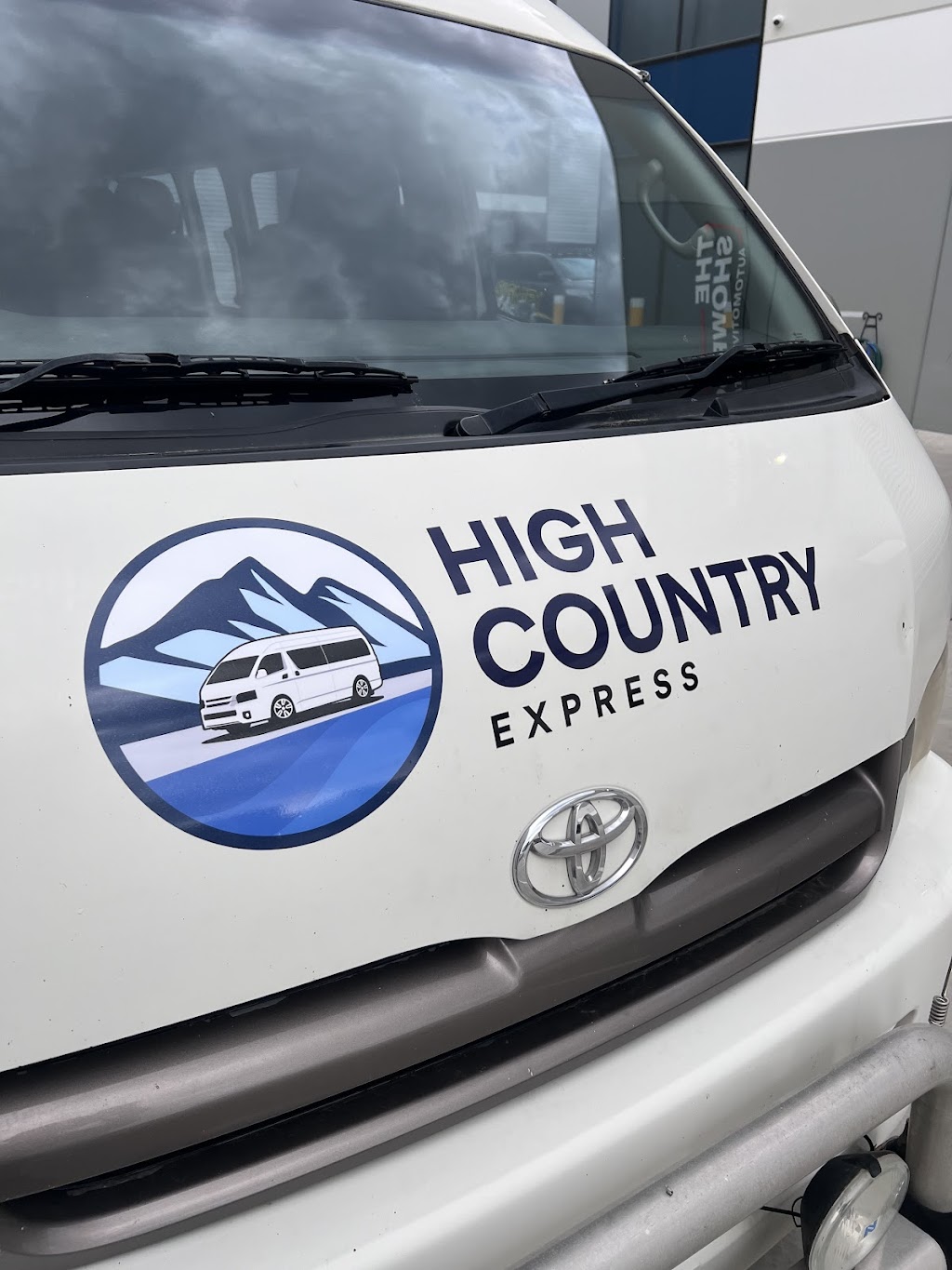 High Country Express | Doon Ct, Bonnie Doon VIC 3720, Australia | Phone: 0448 986 074