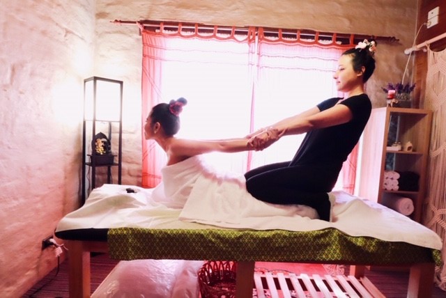 Candle Light - Traditional Thai Massage |  | 18 McDonald Dr, Wandong VIC 3758, Australia | 0452589559 OR +61 452 589 559